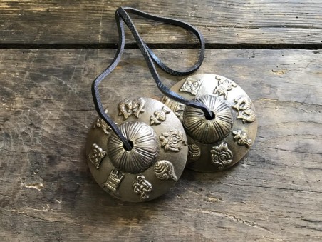 Cymbales tibétaines - Tingsha symboles tibétains - Equit Zen