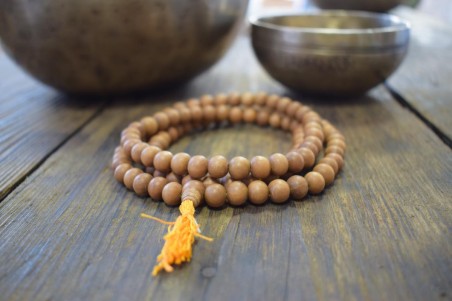 Mala tibétain en bois de santal 10 mm - Equit Zen