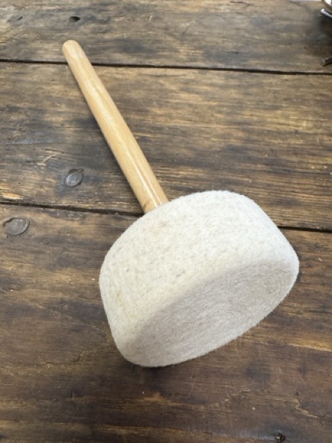 Mailloche blanche bol tibétain grand bol